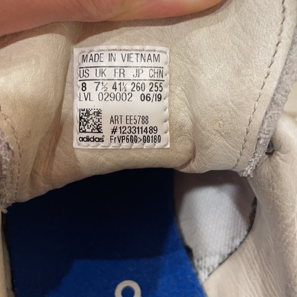 Adidas Stan smith white with blue back. Special edition - Picture 6 of 7